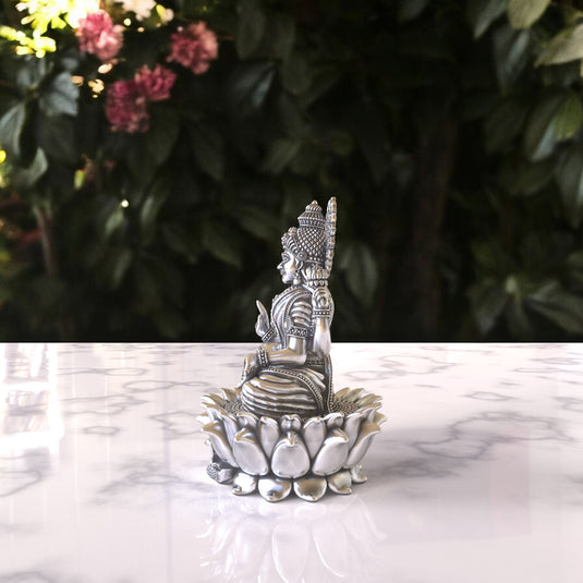 Lakshmi Ji Idol 05 – Sterling Silver 925 Hallmark, Blessings of Wealth